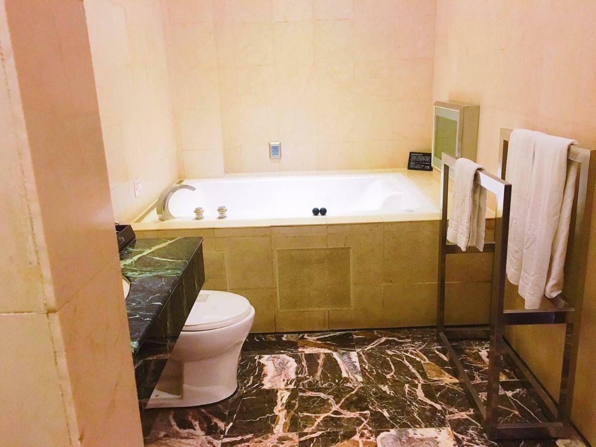 Sasha Motel Тайчжун Екстер'єр фото